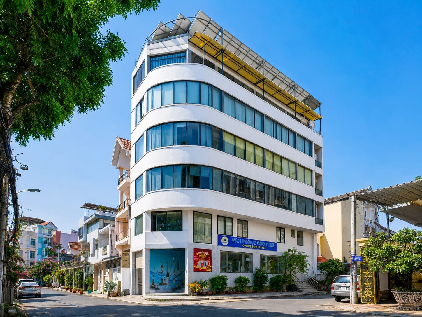 Mặt tiền văn phòng Hoàng Kế Viêm, Tân Bình