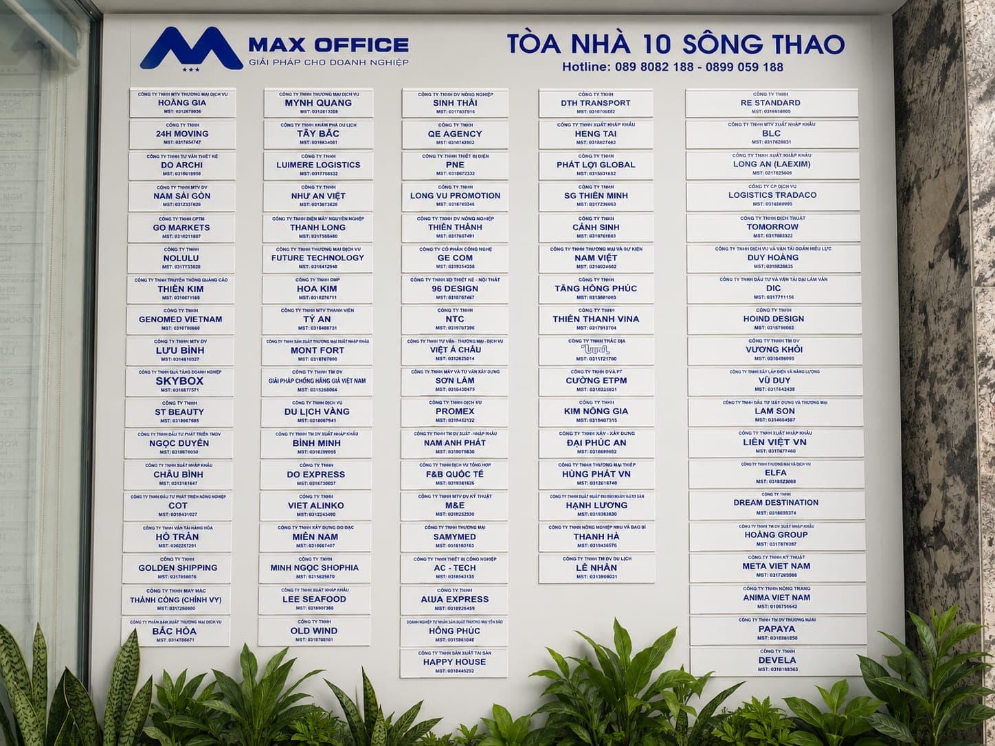 Bảng tên công ty tại toà nhà văn phòng Sông Thao