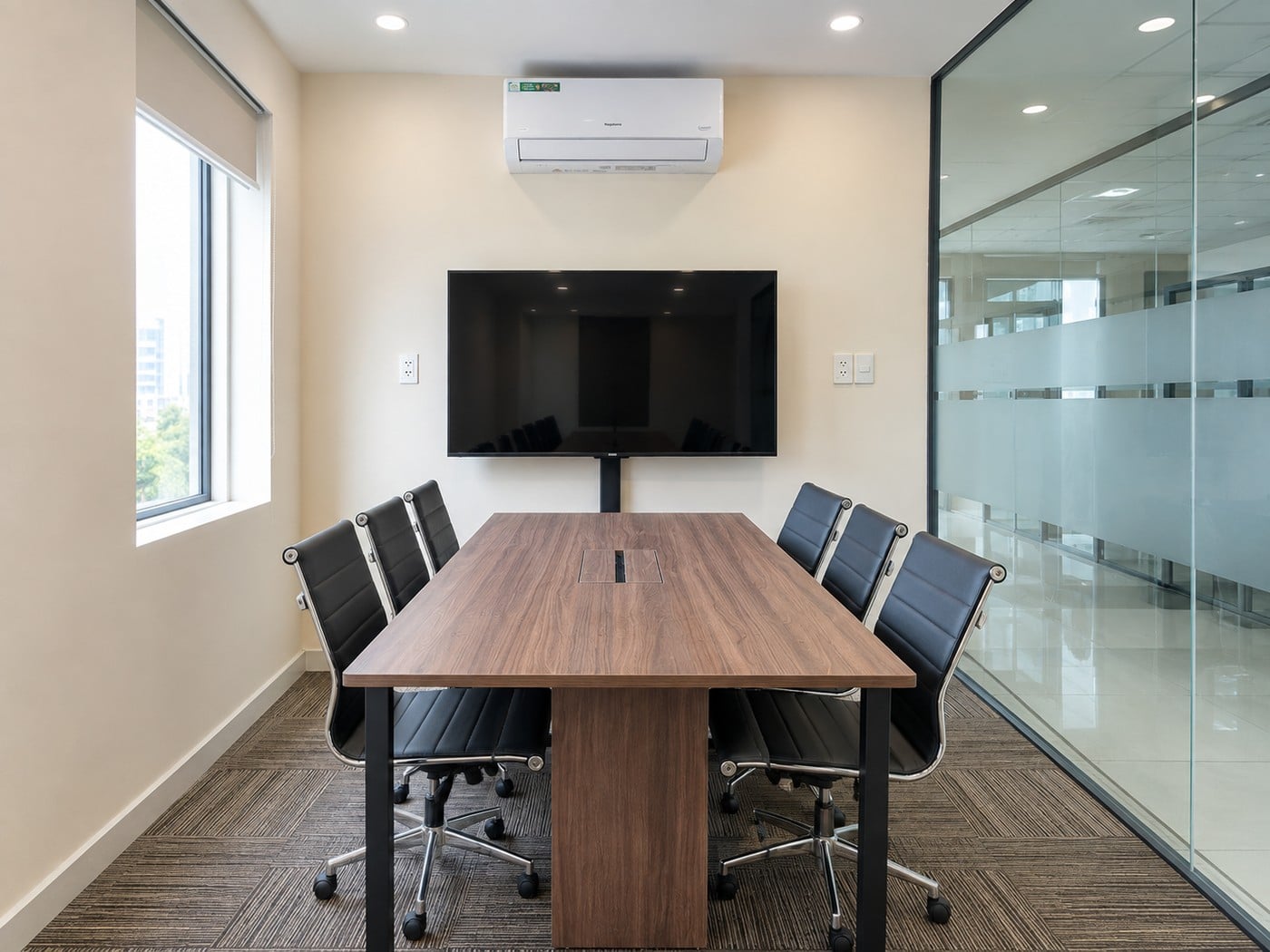 Phòng họp văn phòng 159C Đề Thám